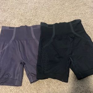 Gymshark Apex shorts. 6” inseam. Size small.